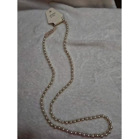 Crown & Ivy Pearl Necklace Beaded Strand Gold Accents‎ Elegant Jewelry - Picture 1 of 9